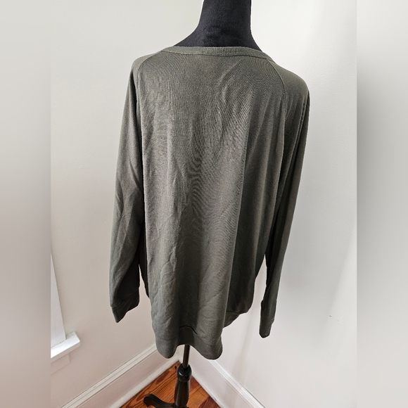 Torrid lightweight olive choker sweatshirt with arrows size 1 - Picture 5 of 6